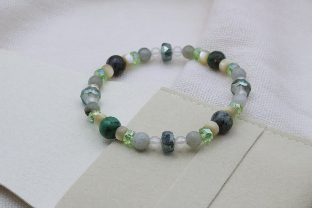"Rooted" - Bracelet