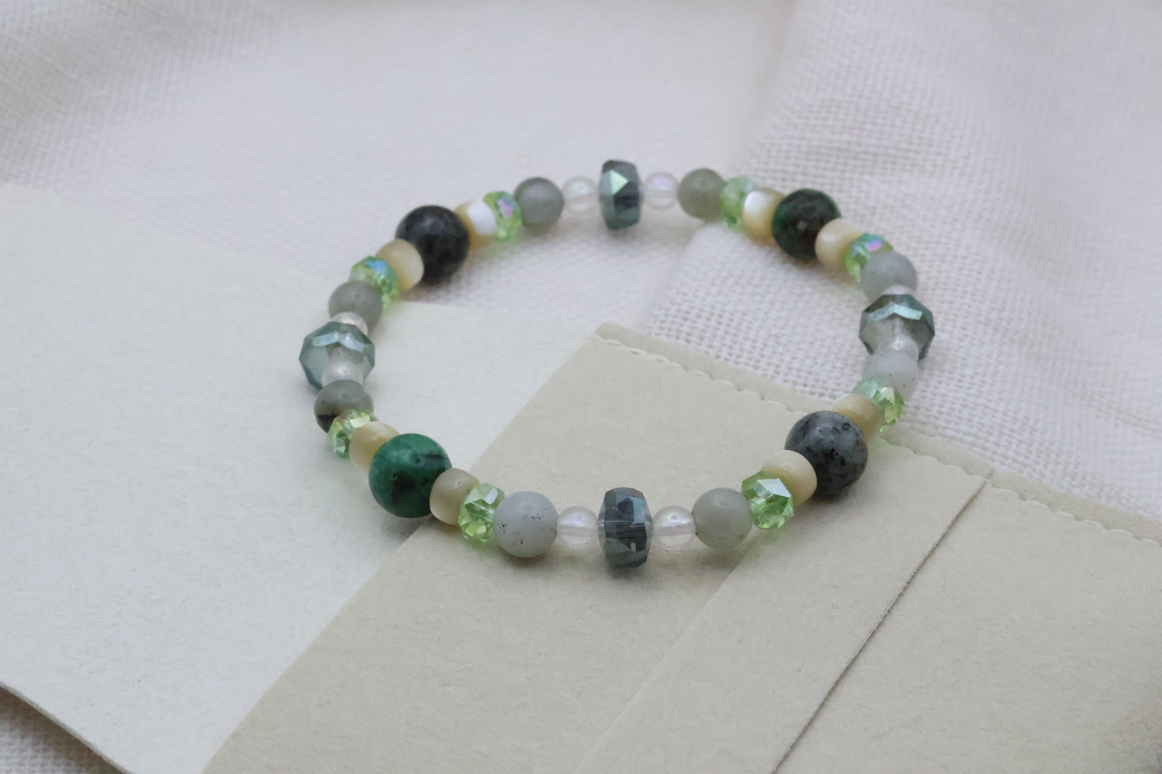 "Rooted" - Bracelet