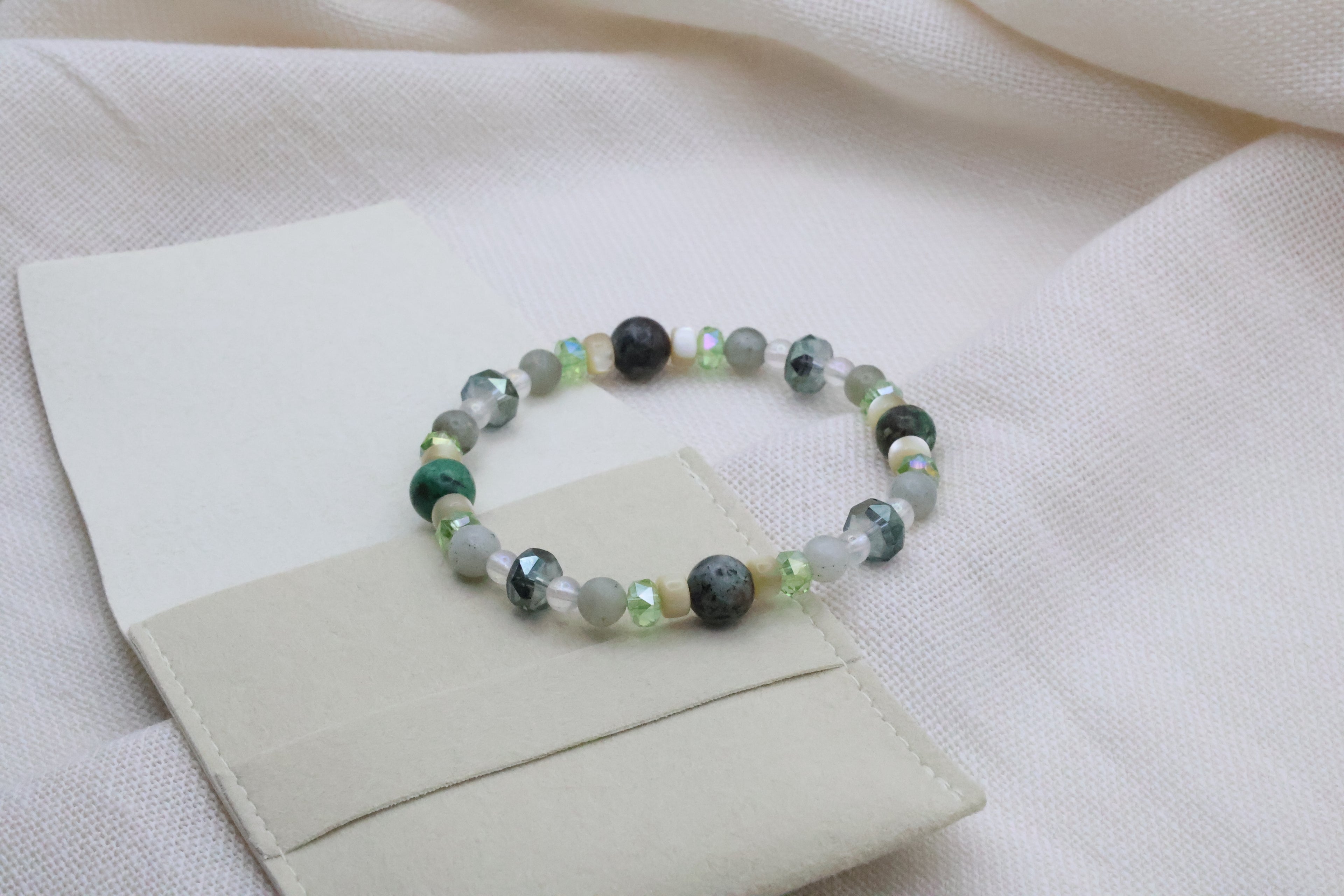 "Rooted" - Bracelet