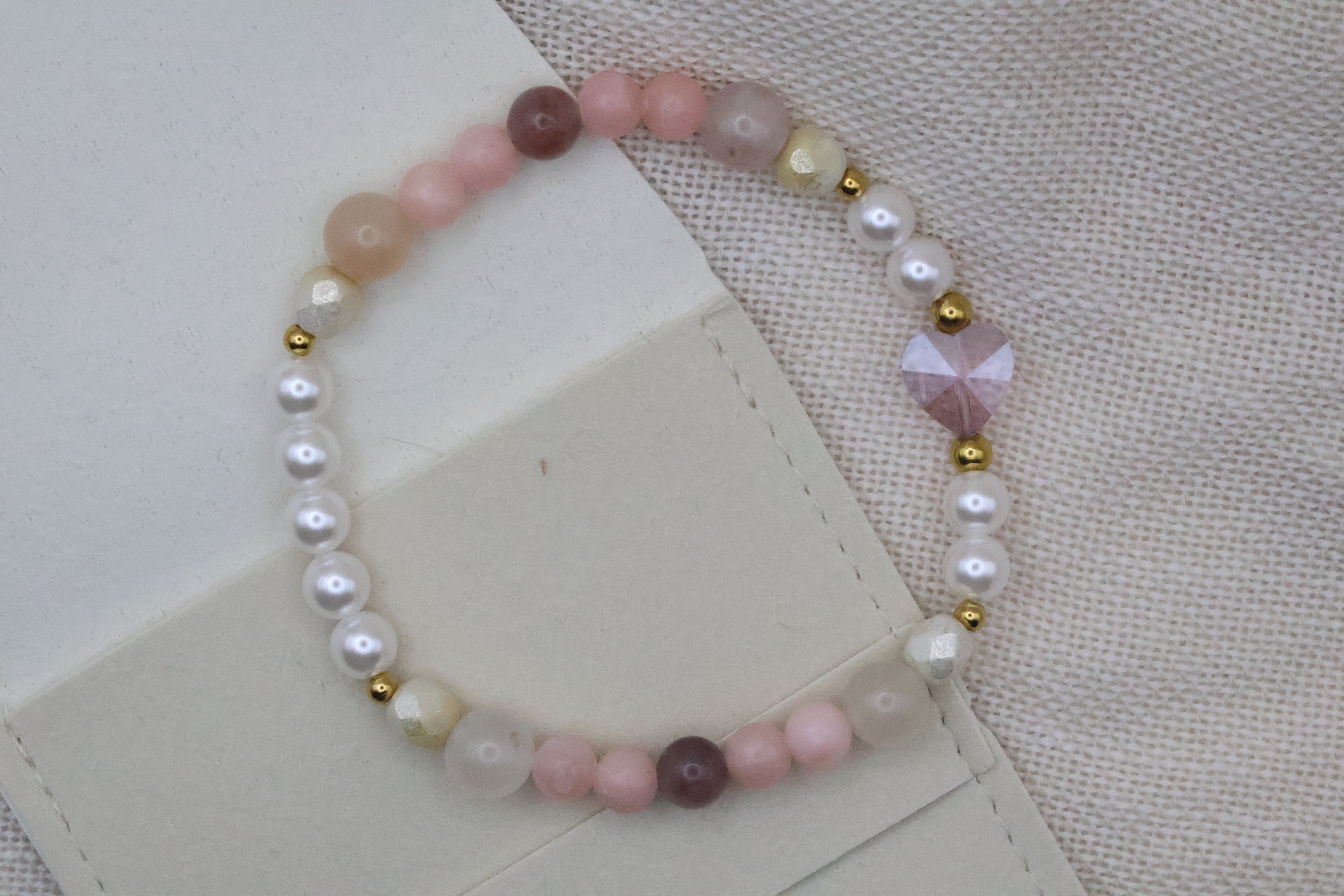 "Peaceful Heart" - Bracelet
